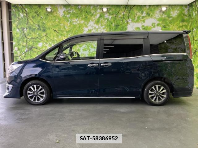 Toyota ESQUIRE 2017-07 7963028-1