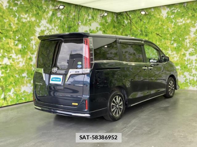 Toyota ESQUIRE 2017-07 7963028-2