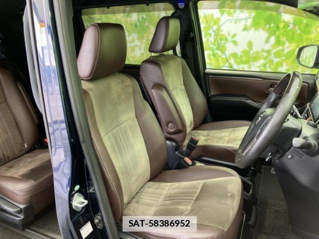 Toyota ESQUIRE 2017-07 7963028-3