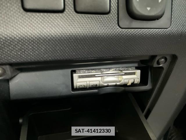 Toyota ESTIMA HYBRID 2017-01 7959828-19