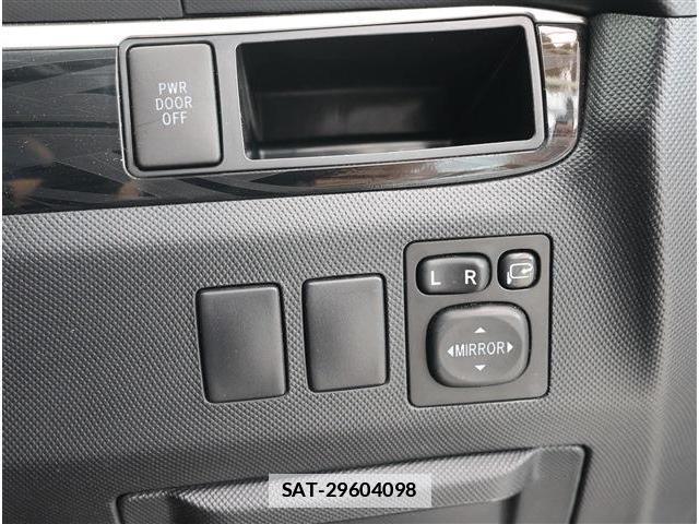 Toyota ESTIMA 2013-06 7960913-12