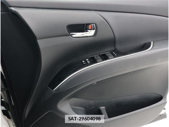 Toyota ESTIMA 2013-06 7960913-6