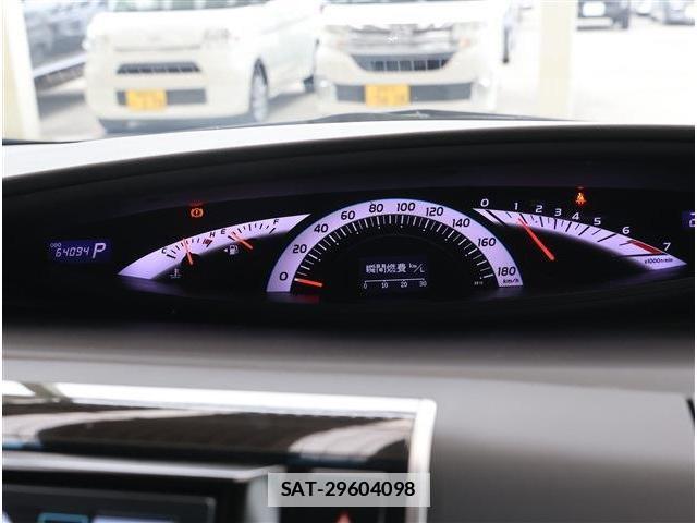 Toyota ESTIMA 2013-06 7960913-8