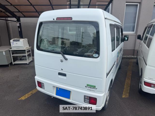 Suzuki EVERY 2009-03 7959822-1