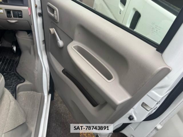 Suzuki EVERY 2009-03 7959822-6