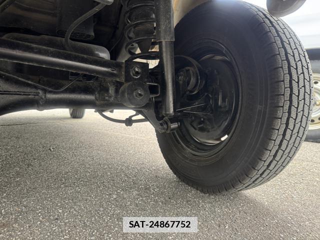Suzuki EVERY 2013-02 7960927-10