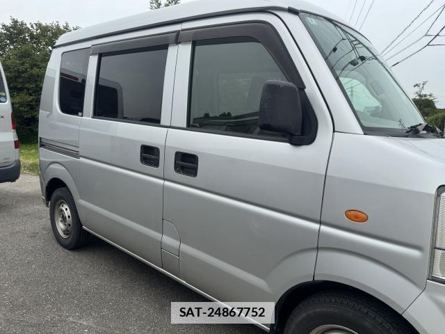 Suzuki EVERY 2013-02 7960927-3