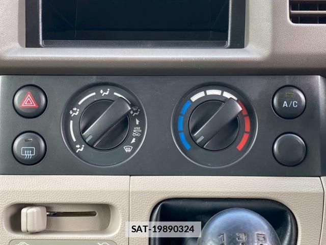 Suzuki EVERY 2013-09 7961155-12