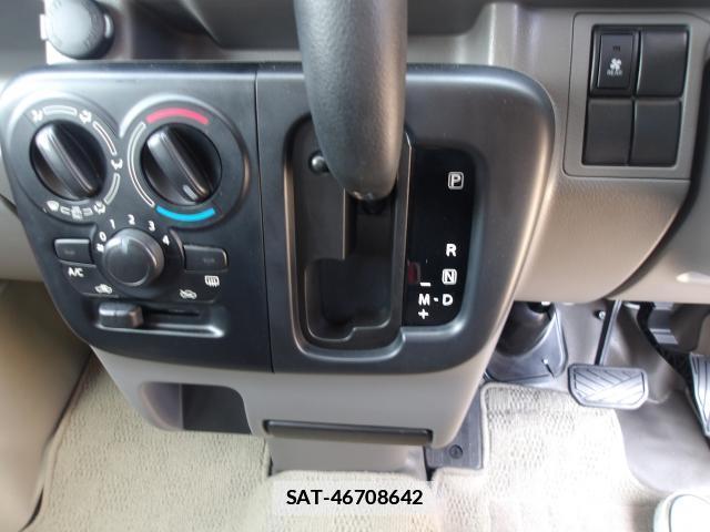 Suzuki EVERY 2016-02 7961632-11