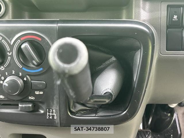 Suzuki EVERY 2021-05 7962886-14