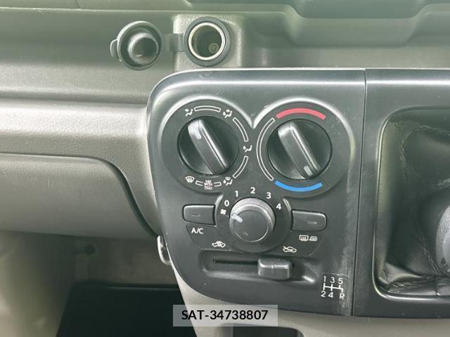 Suzuki EVERY 2021-05 7962886-17