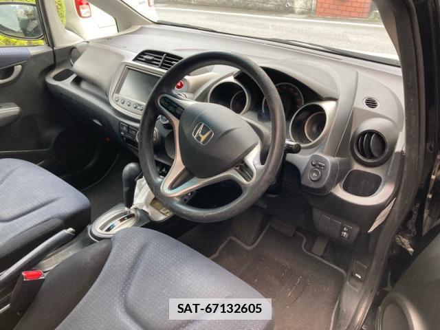Honda FIT 2009-12 7959803-5