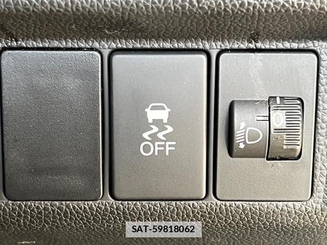 Honda FIT 2014-08 7959992-11