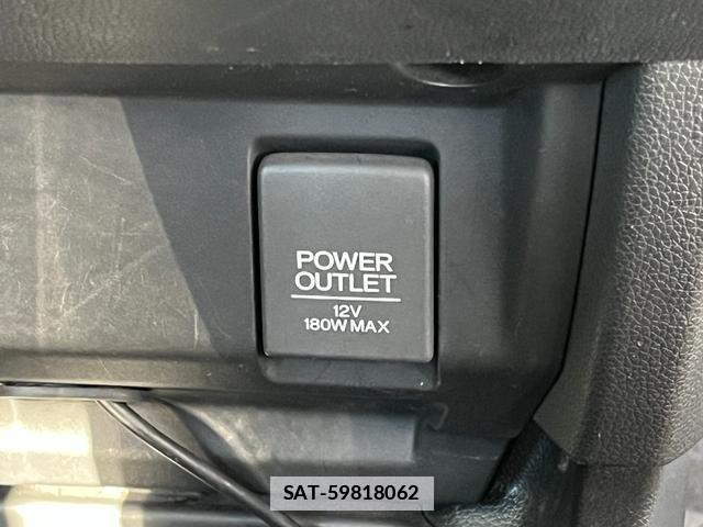 Honda FIT 2014-08 7959992-15