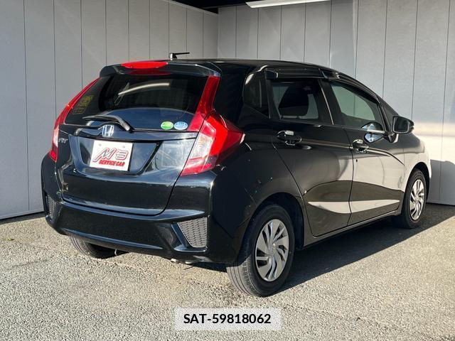 Honda FIT 2014-08 7959992-2