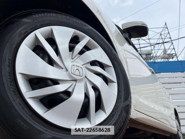 Honda FIT 2014-09 7962273-12