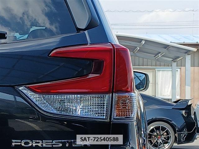 Subaru FORESTER 2019-01 7961922-13