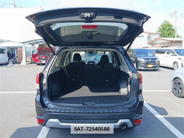 Subaru FORESTER 2019-01 7961922-17
