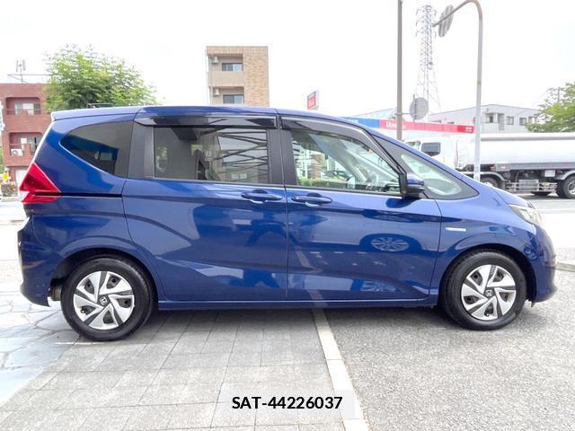 Honda FREED HYBRID 2018-02 7960199-16