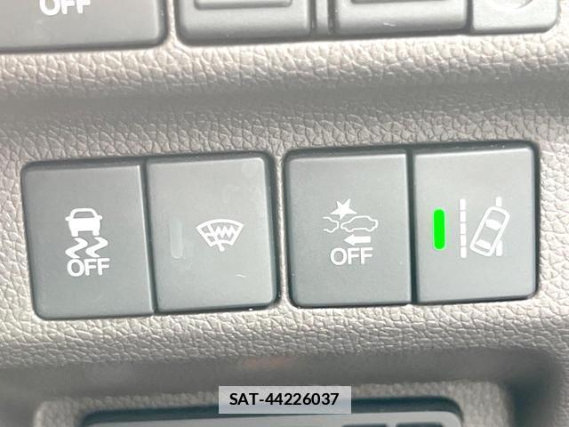 Honda FREED HYBRID 2018-02 7960199-4