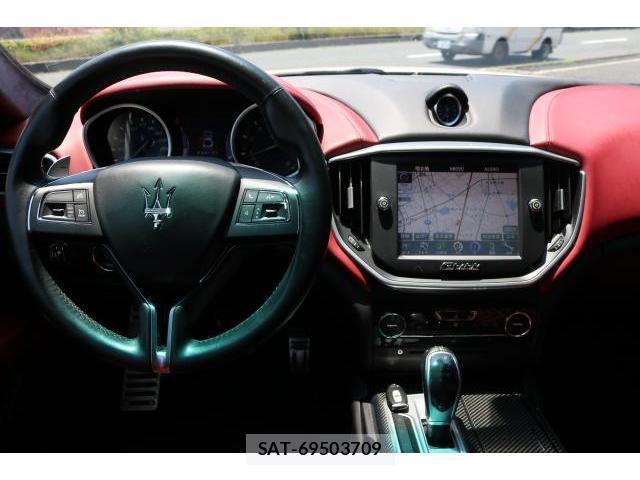 Maserati GHIBLI 2015-04 7960214-2