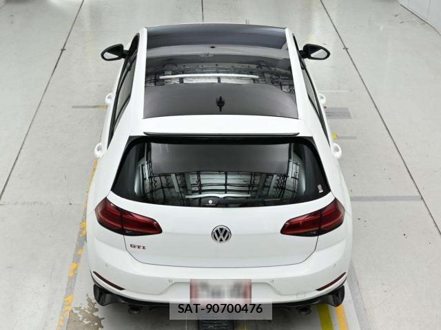 VolksWagen GOLF GTI 2020-03 7961481-9