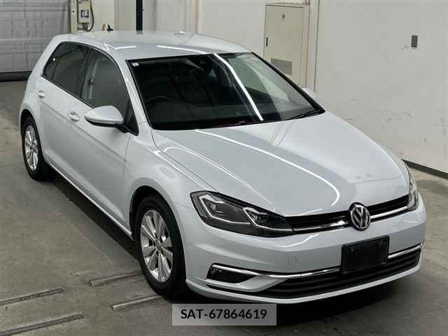 VolksWagen GOLF 2017-05 7960863-0