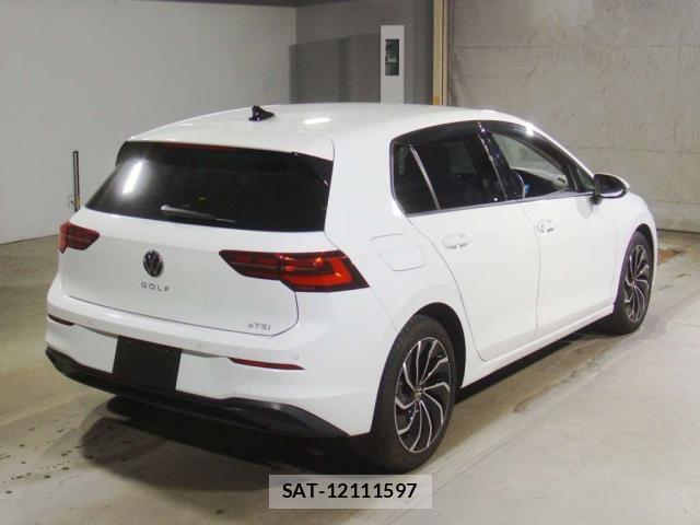 VolksWagen GOLF 2023-11 7961472-1