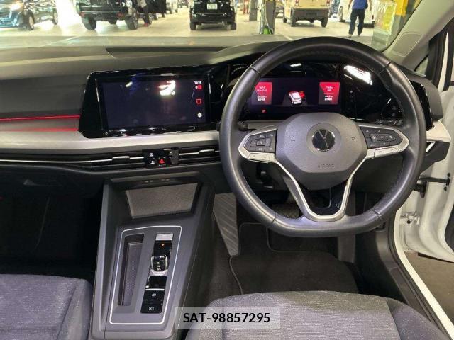 VolksWagen GOLF 2021-06 7961474-2