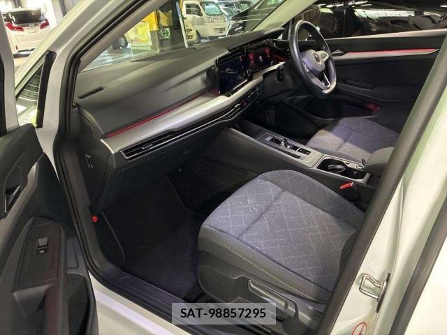 VolksWagen GOLF 2021-06 7961474-4