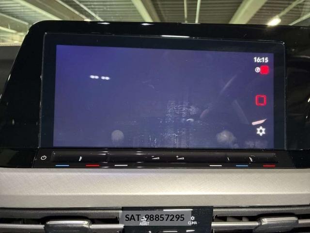 VolksWagen GOLF 2021-06 7961474-5