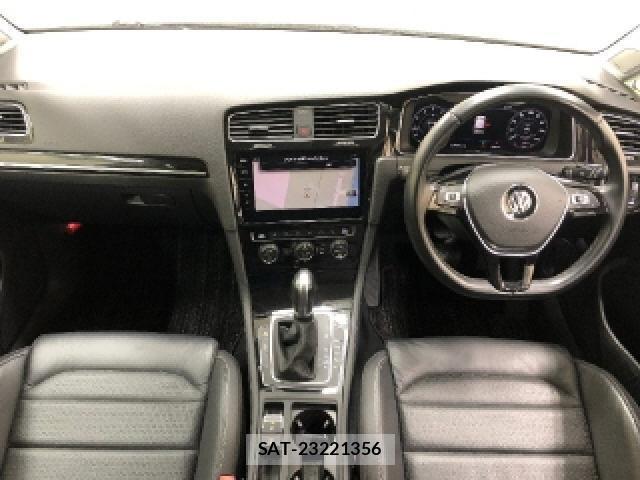 VolksWagen GOLF 2020-05 7961490-2