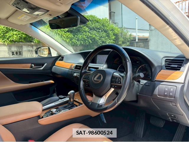 Lexus GS 2017-07 7961936-10