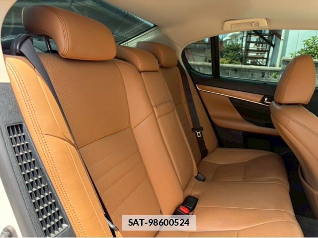 Lexus GS 2017-07 7961936-12
