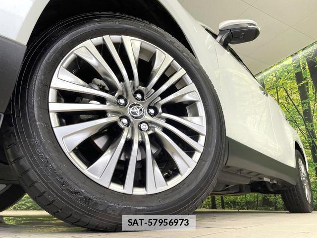 Toyota HARRIER HYBRID 2024-04 7961610-12