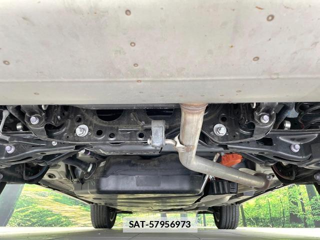 Toyota HARRIER HYBRID 2024-04 7961610-18