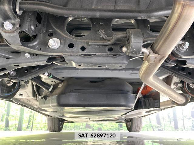 Toyota HARRIER HYBRID 2021-06 7961615-18