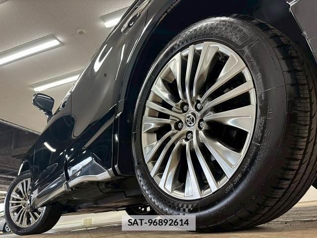Toyota HARRIER 2020-10 7959388-18