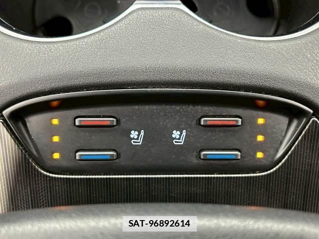 Toyota HARRIER 2020-10 7959388-8