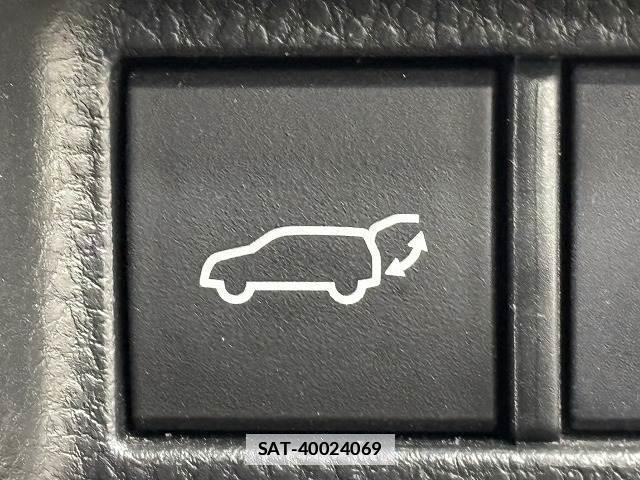 Toyota HARRIER 2020-07 7959393-9