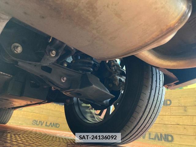 Toyota HARRIER 2020-08 7959428-19