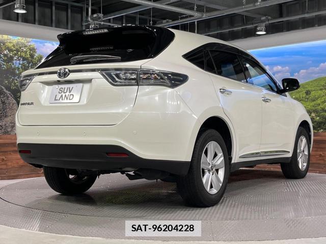 Toyota HARRIER 2016-05 7959663-16