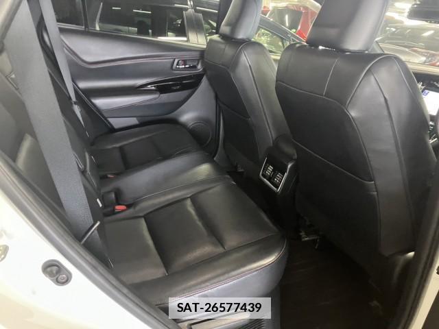 Toyota HARRIER 2017-09 7961173-7