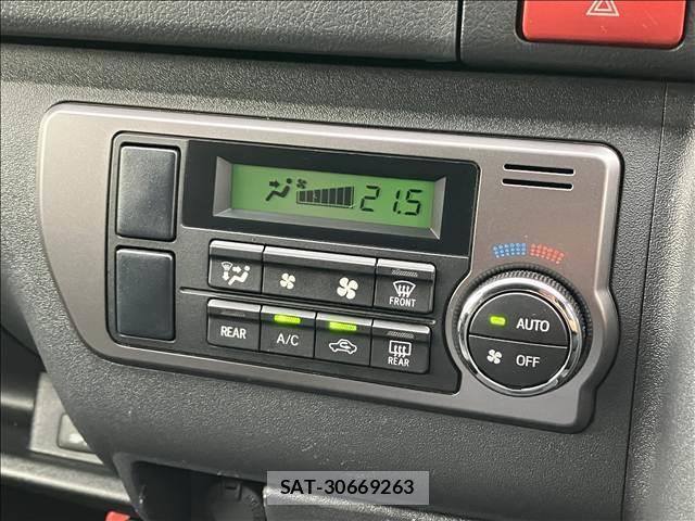 Toyota HIACE VAN 2022-06 7959397-5