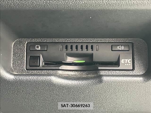 Toyota HIACE VAN 2022-06 7959397-6