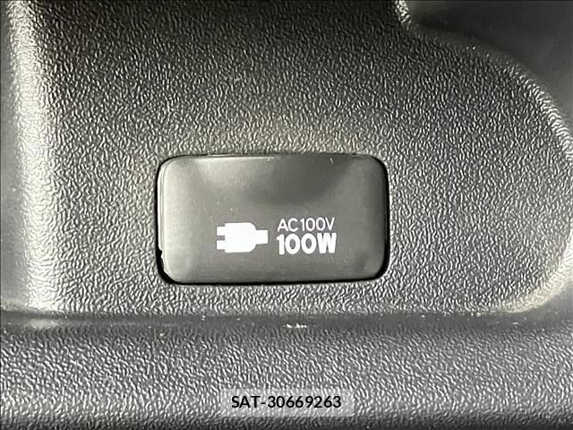 Toyota HIACE VAN 2022-06 7959397-7
