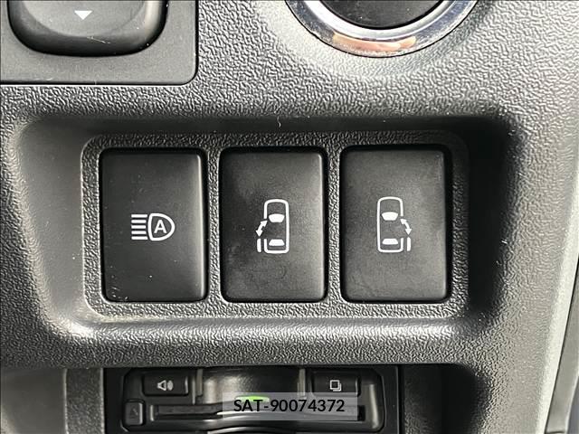 Toyota HIACE VAN 2021-10 7959398-6