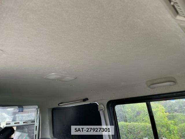 Toyota HIACE VAN 2005-11 7959795-11