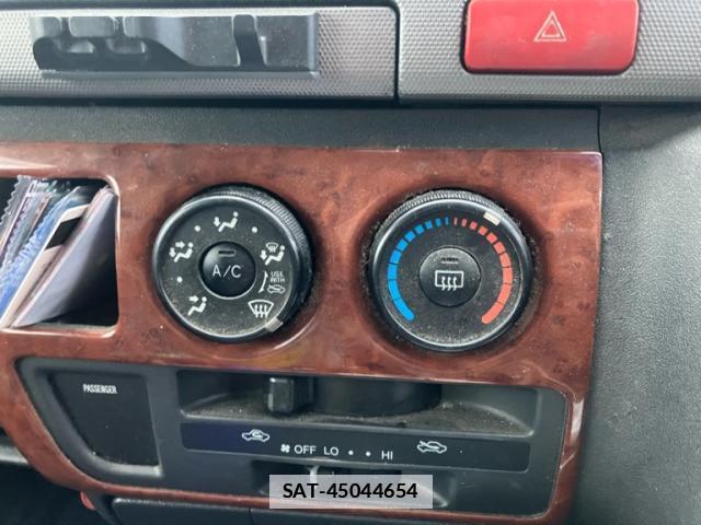 Toyota HIACE VAN 2006-03 7959839-17