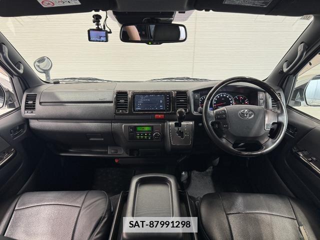 Toyota HIACE VAN 2019-10 7959937-1